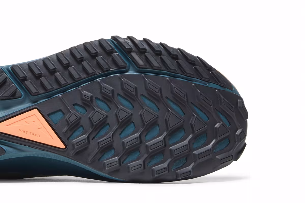 Nike React Pegasus Trail 4 GORE-TEX Alligator Orange Trance, view 6