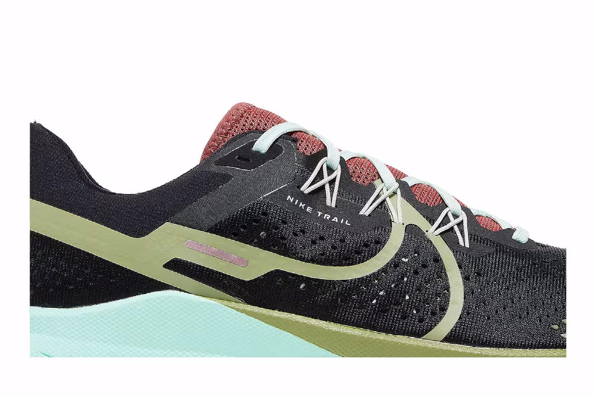 Nike React Pegasus Trail 4 Black Alligator Mint, view 3