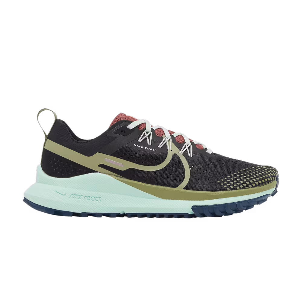 Nike Women's React Pegasus Trail 4 Black Alligator Mint