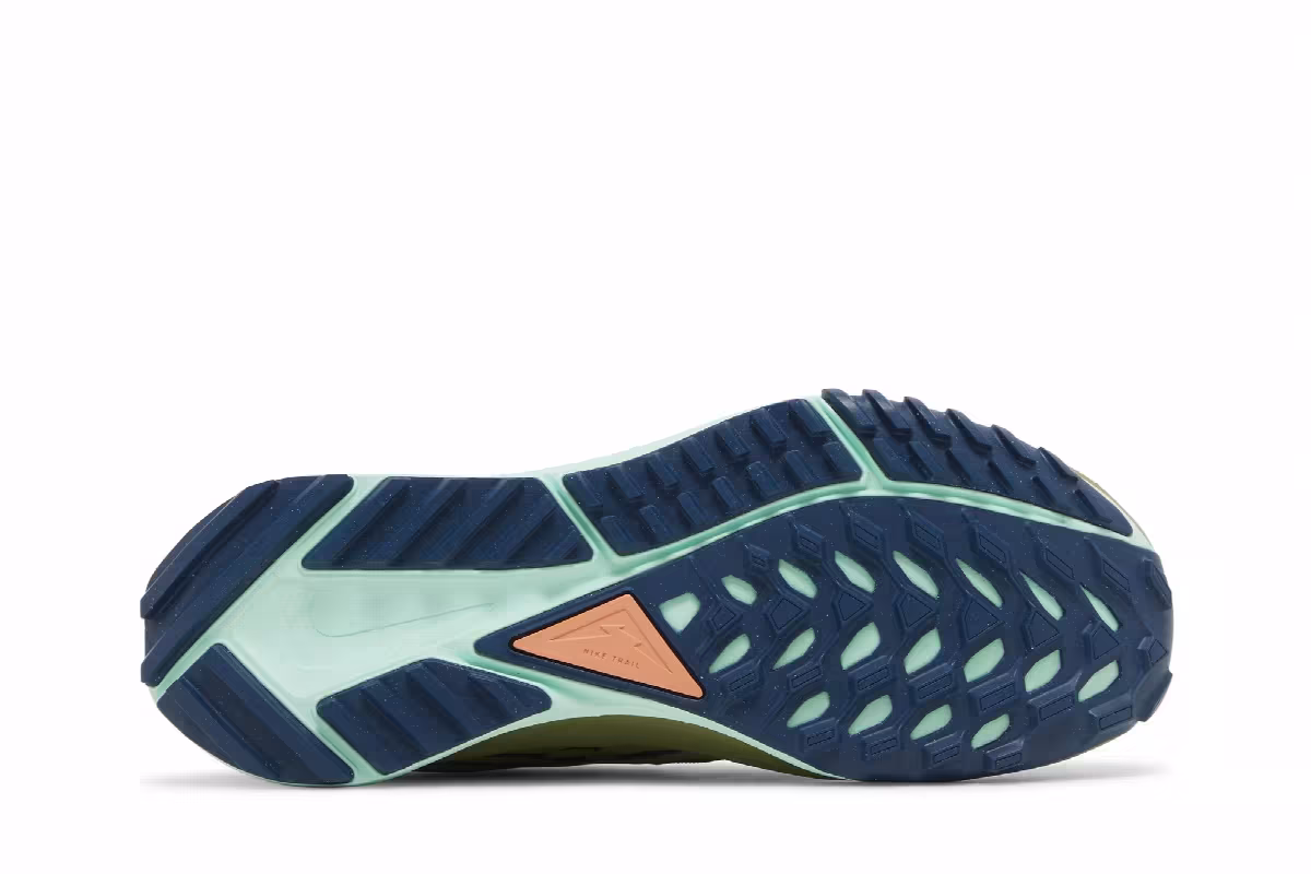 Nike Women's React Pegasus Trail 4 Black Alligator Mint, view 5