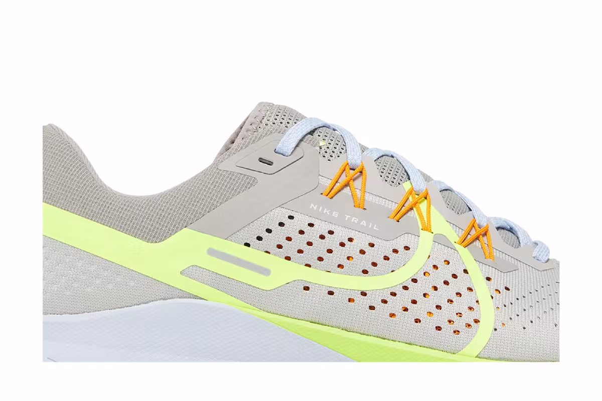 Nike React Pegasus Trail 4 Light Iron Ore Volt, view 3
