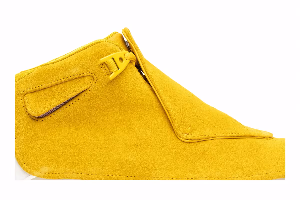 Air Jordan 18 Yellow Suede, view 3