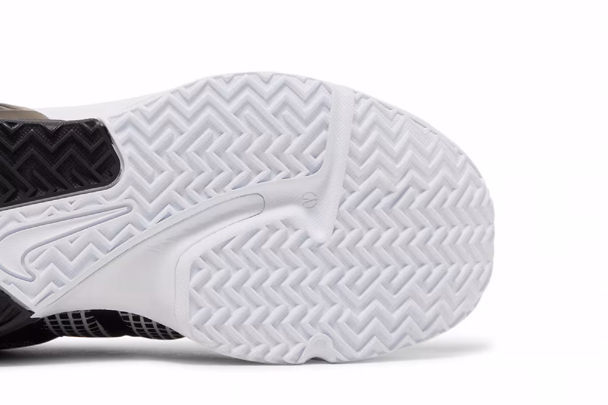 Nike LeBron Witness 7 White Black, view 6