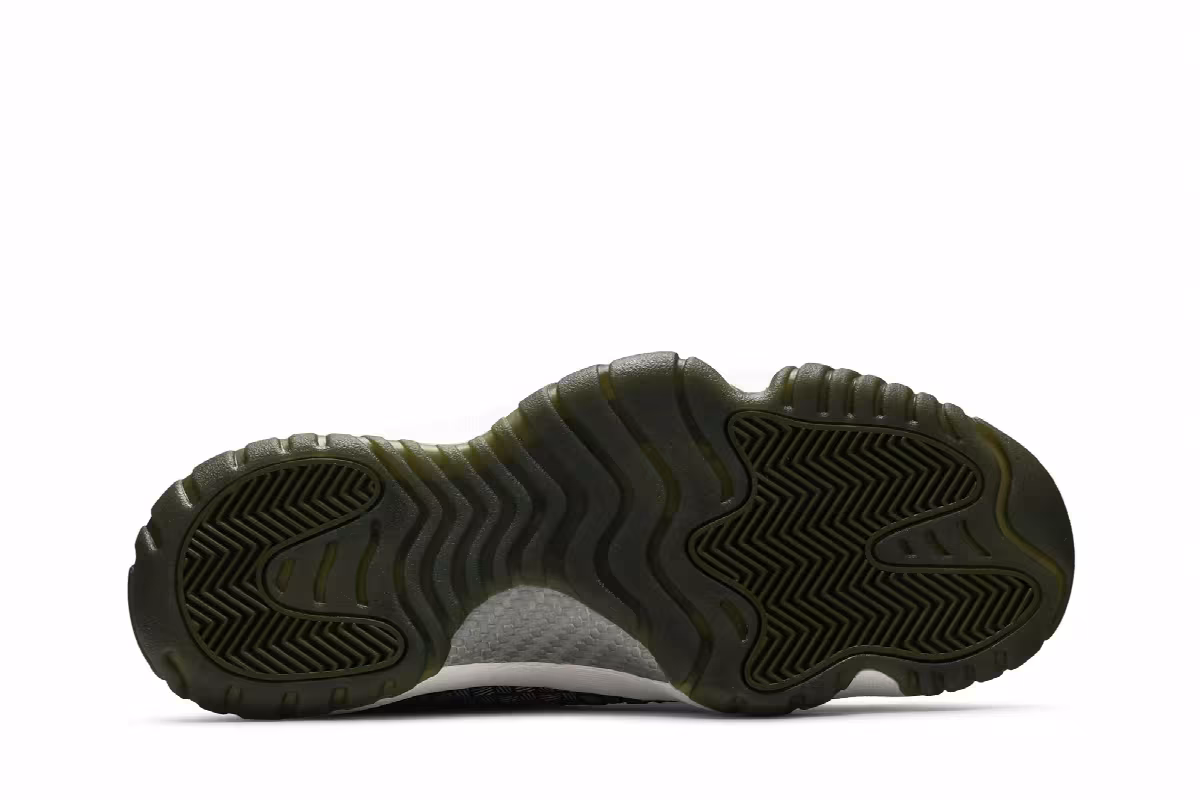 Air Jordan Future Olive Canvas, view 5