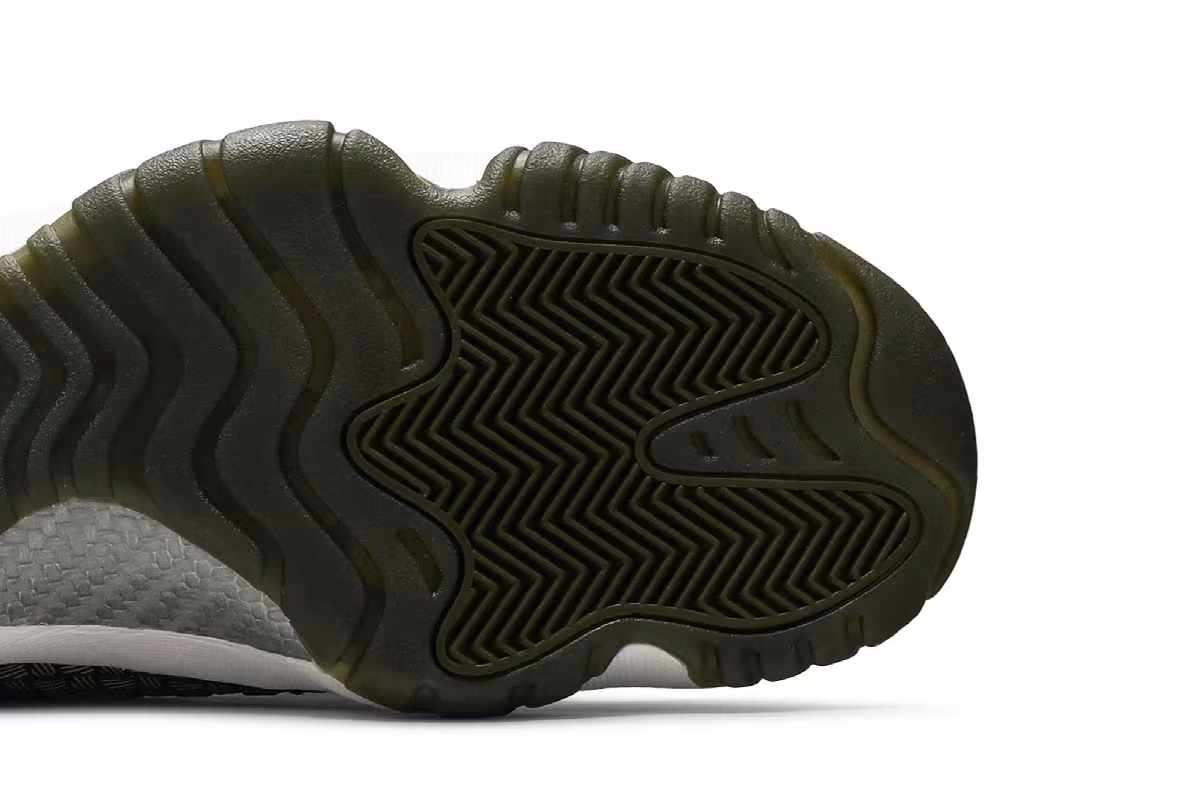 Air Jordan Future Olive Canvas, view 6