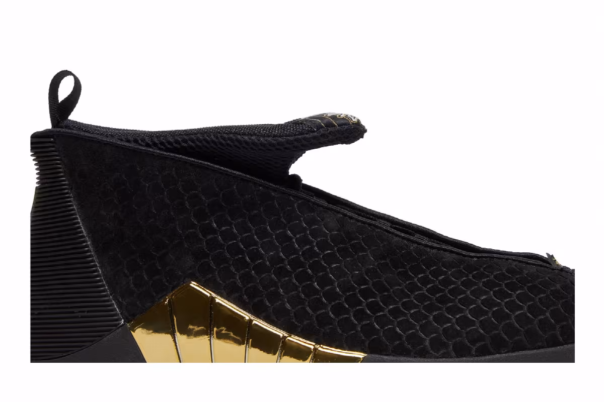 Air Jordan 15 GS Doernbecher 2018, view 3