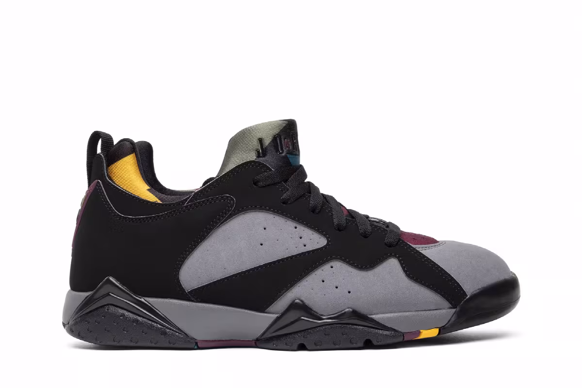 Air Jordan 7 Low NRG Bordeaux, view 2