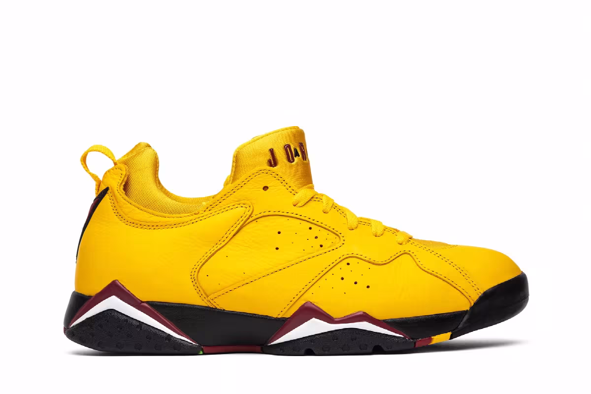 Air Jordan 7 Low NRG Taxi, view 2