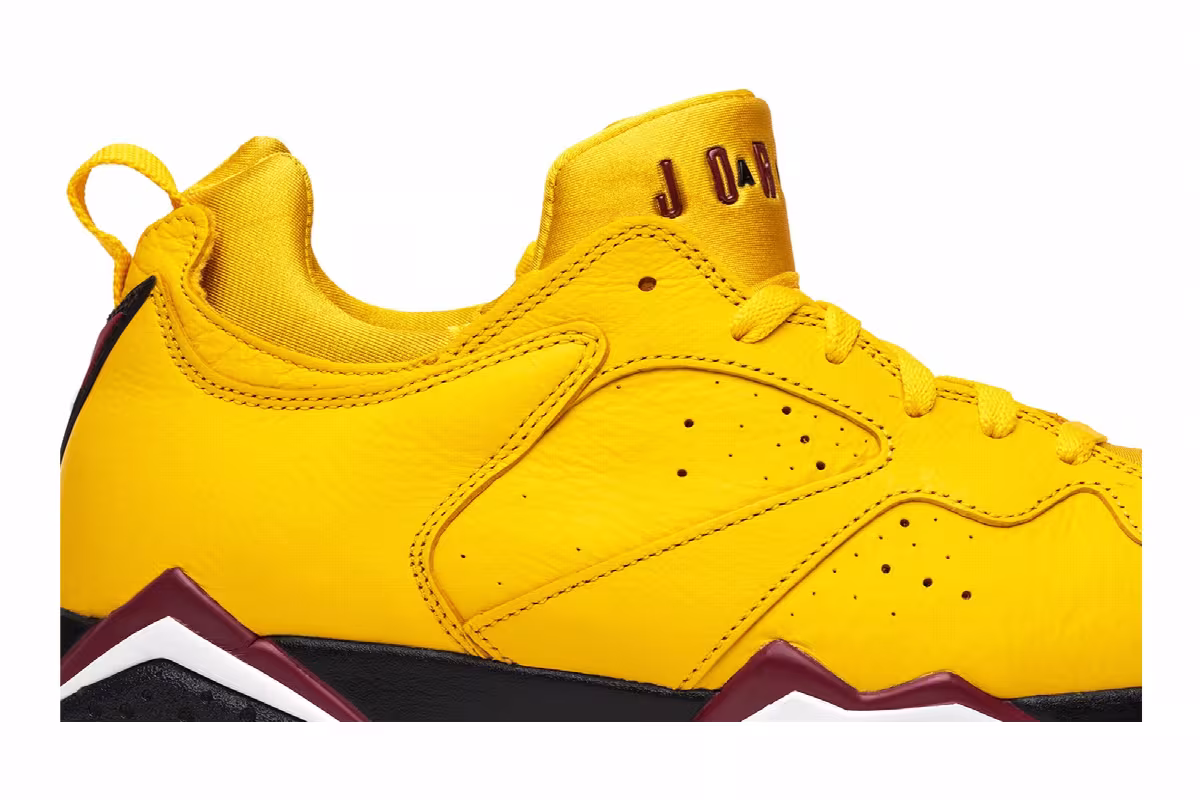 Air Jordan 7 Low NRG Taxi, view 3