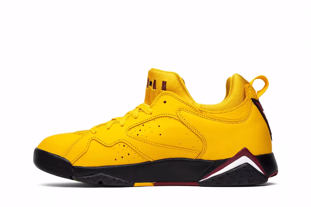 Air Jordan 7 Low NRG Taxi, view 4