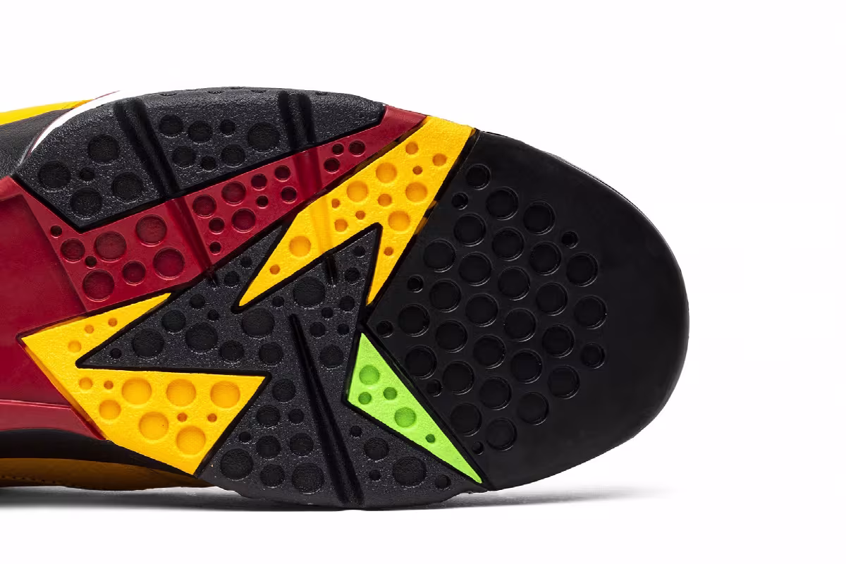 Air Jordan 7 Low NRG Taxi, view 6