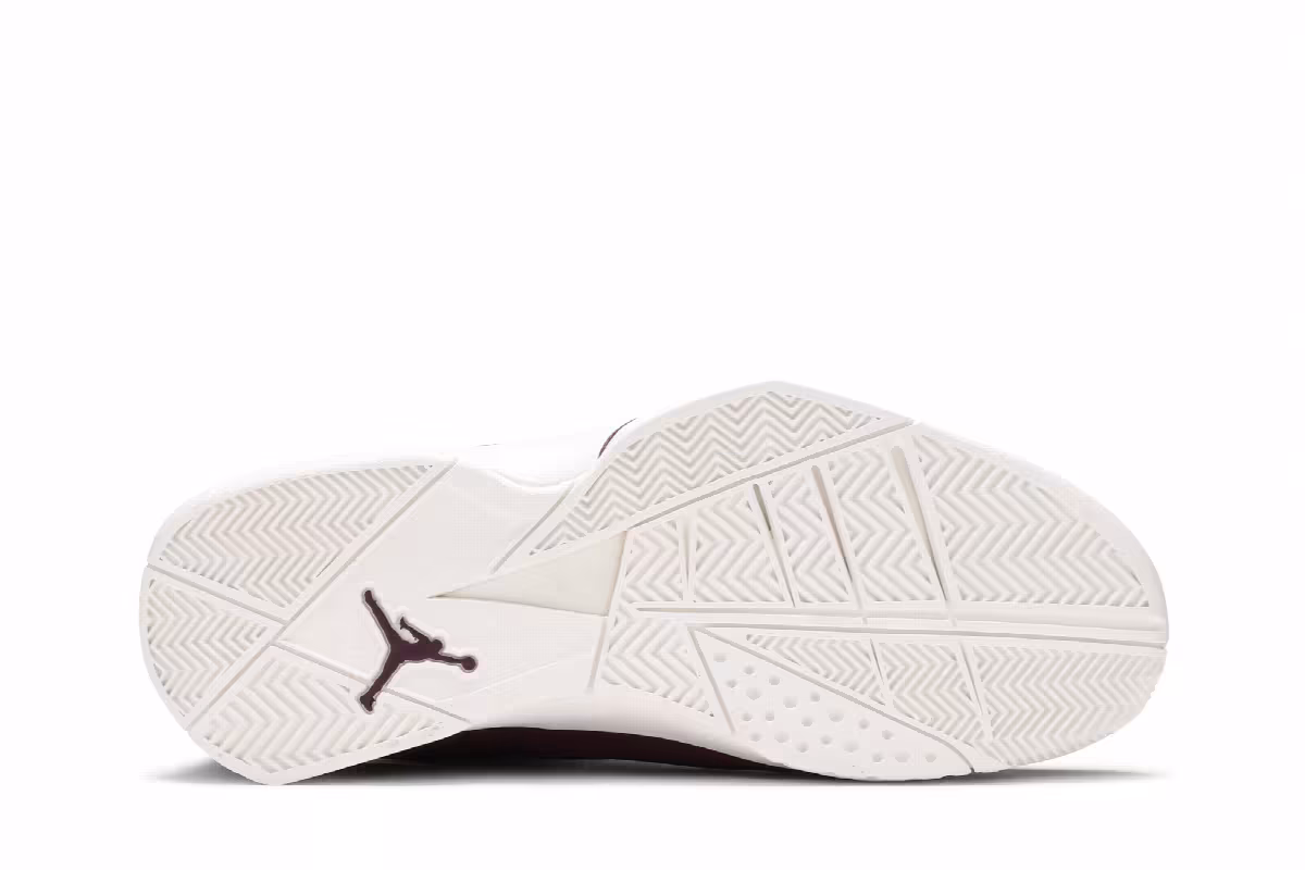 Air Jordan True Flight Burgundy, view 5