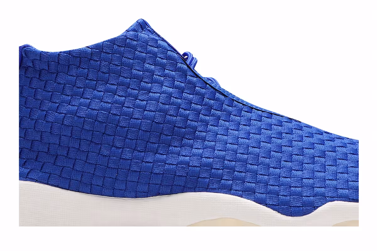 Air Jordan Future Hyper Royal, view 3