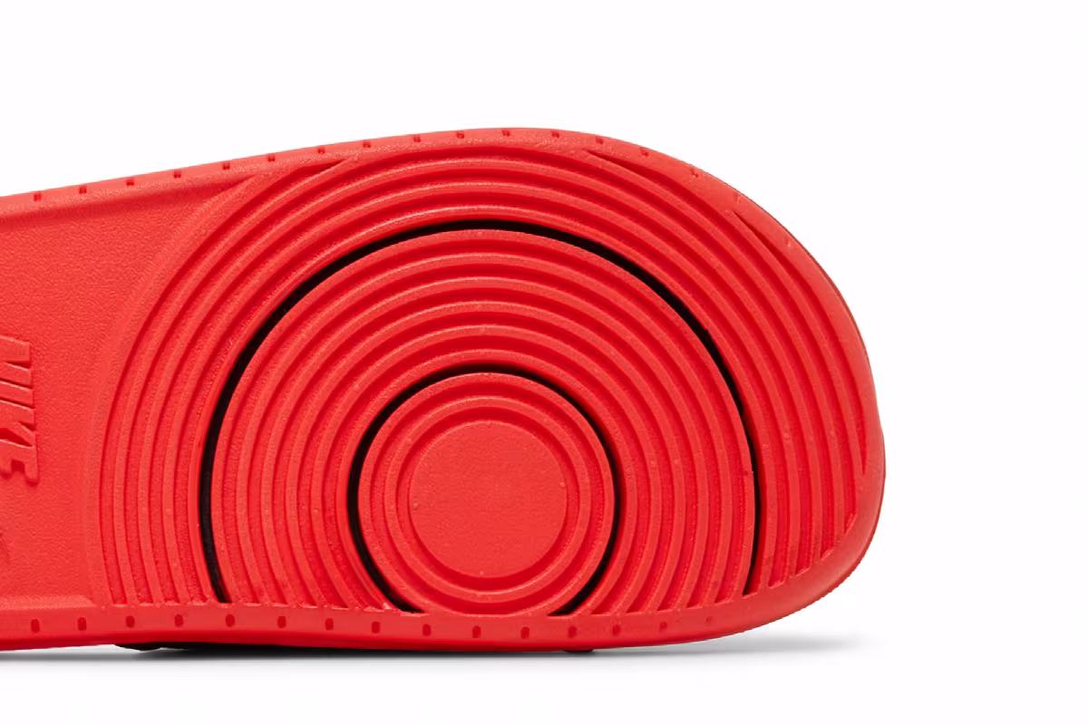 Nike OffCourt Slide Bred, view 6