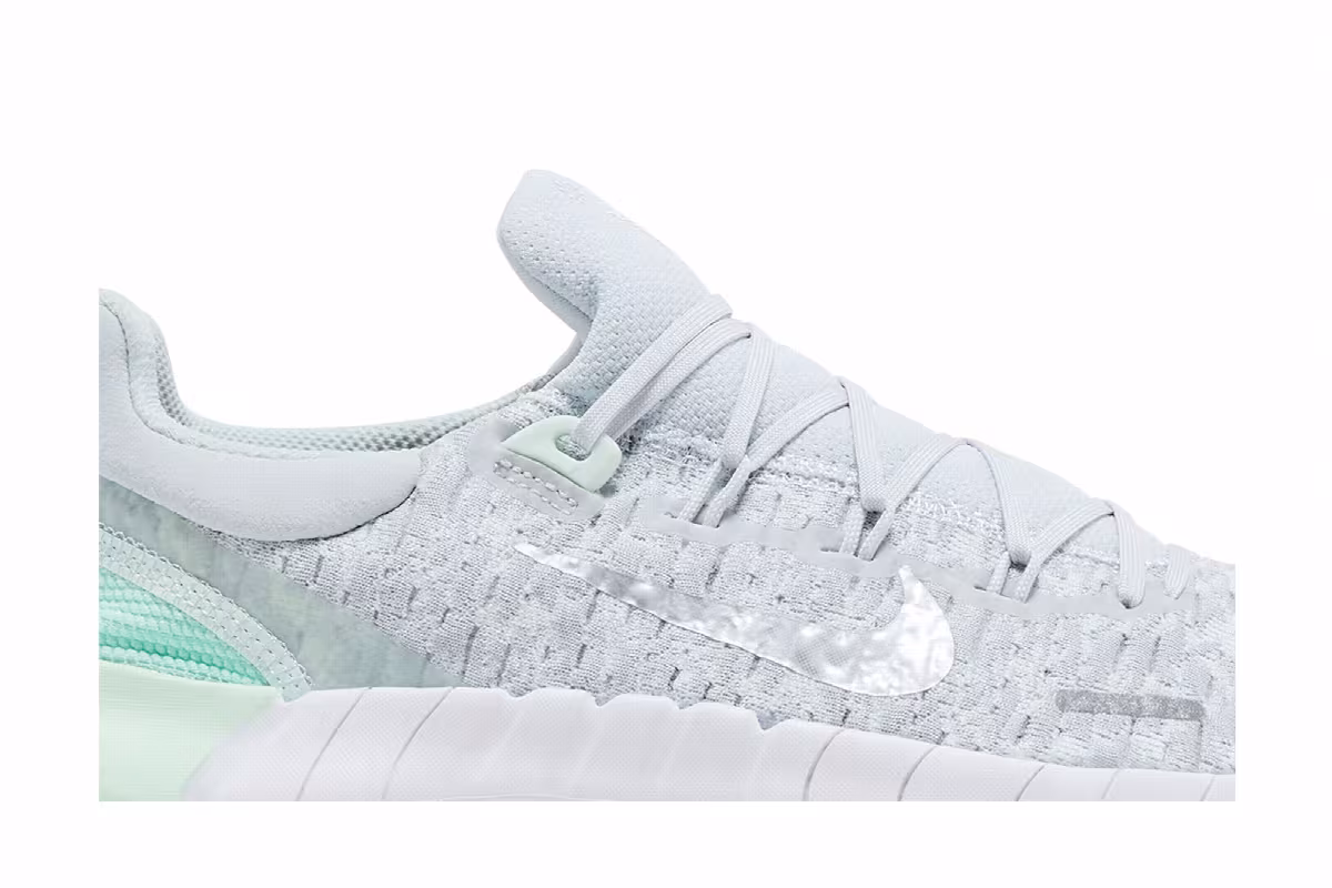 Nike Women's Free RN 5.0 Pure Platinum Mint Foam, view 3