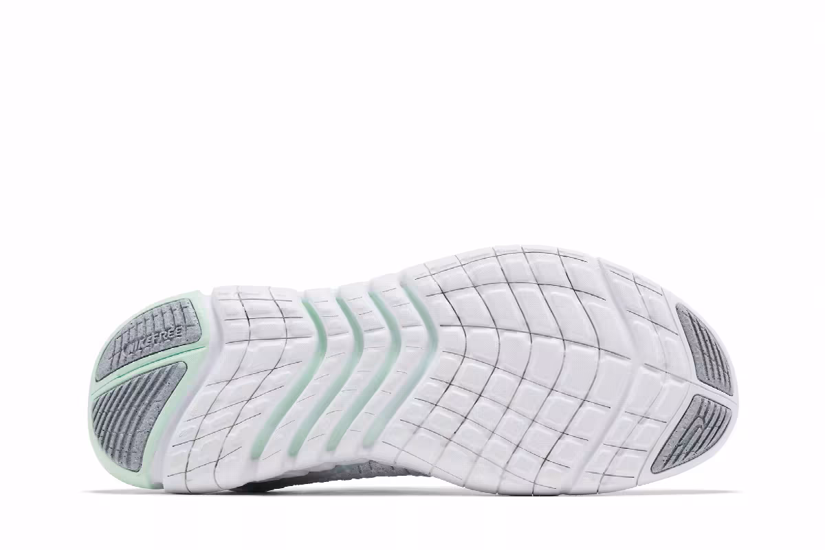 Nike Women's Free RN 5.0 Pure Platinum Mint Foam, view 5