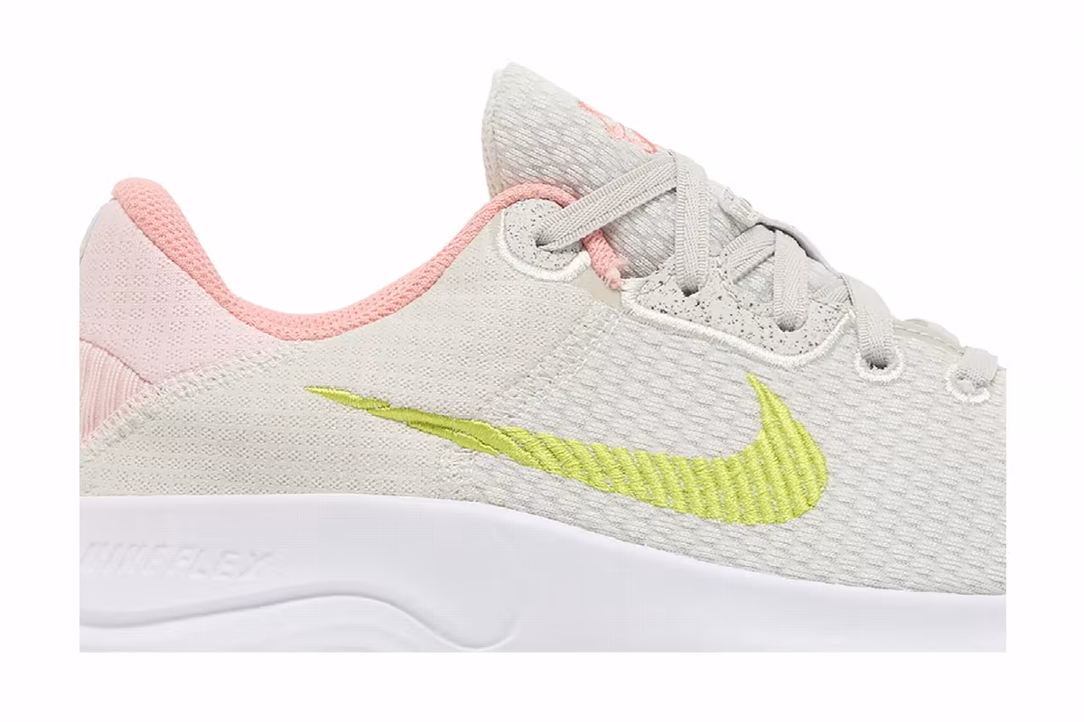 Nike Women's Flex Experience Run 11 Next Nature Light Bone Atomic Green, view 3