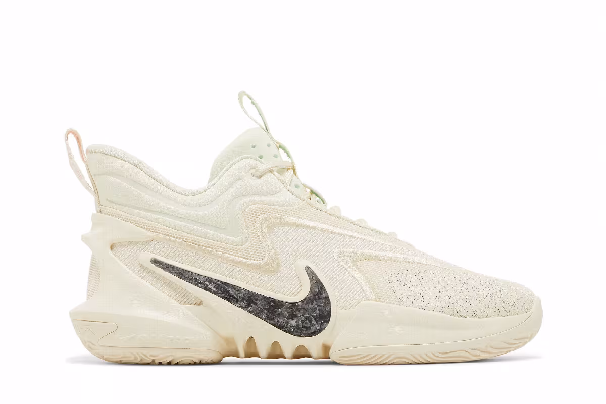 Nike Cosmic Unity 2 EP Coconut Milk, view 2