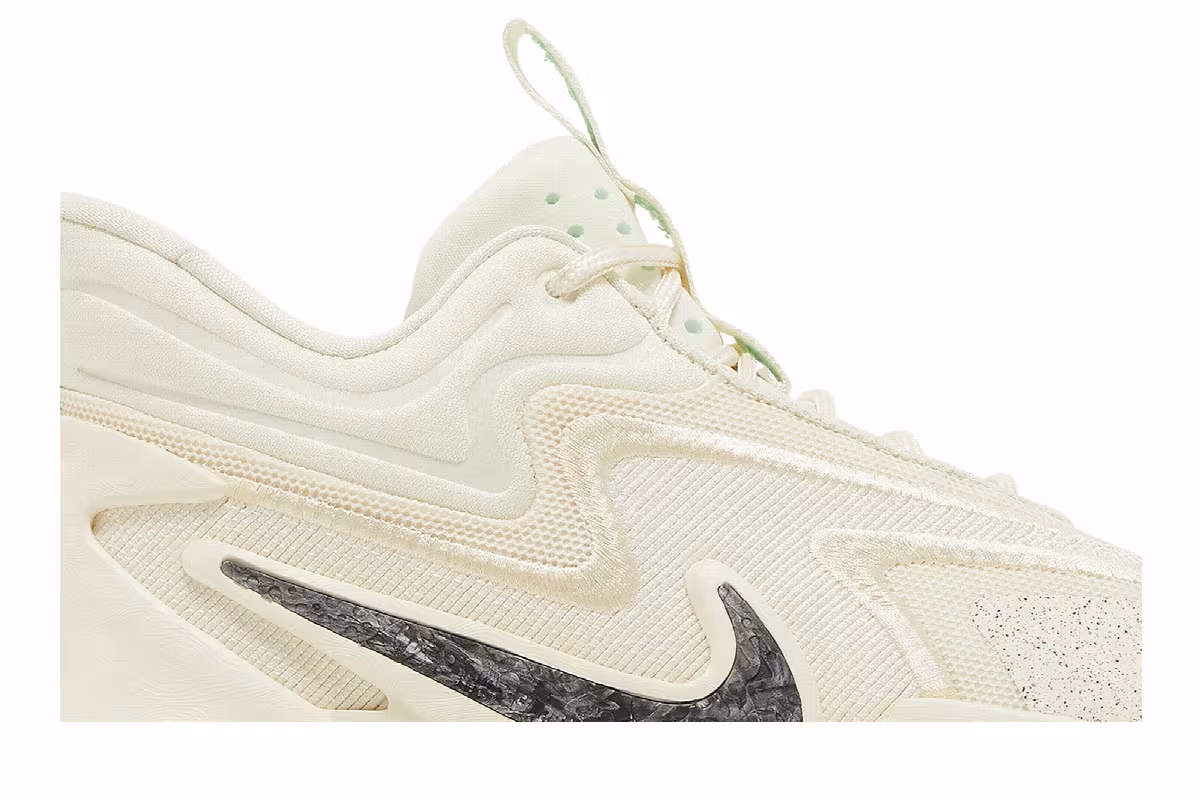 Nike Cosmic Unity 2 EP Coconut Milk, view 3