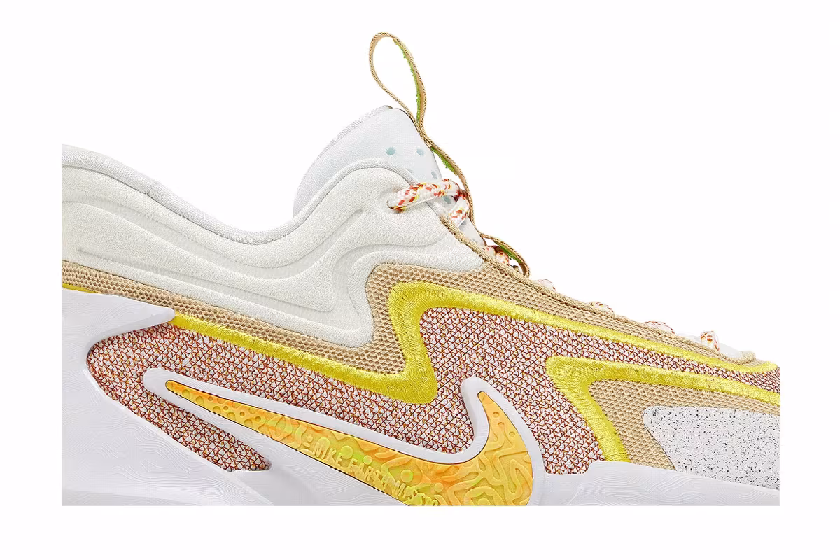 Nike Cosmic Unity 2 Better Us - Off White, view 3