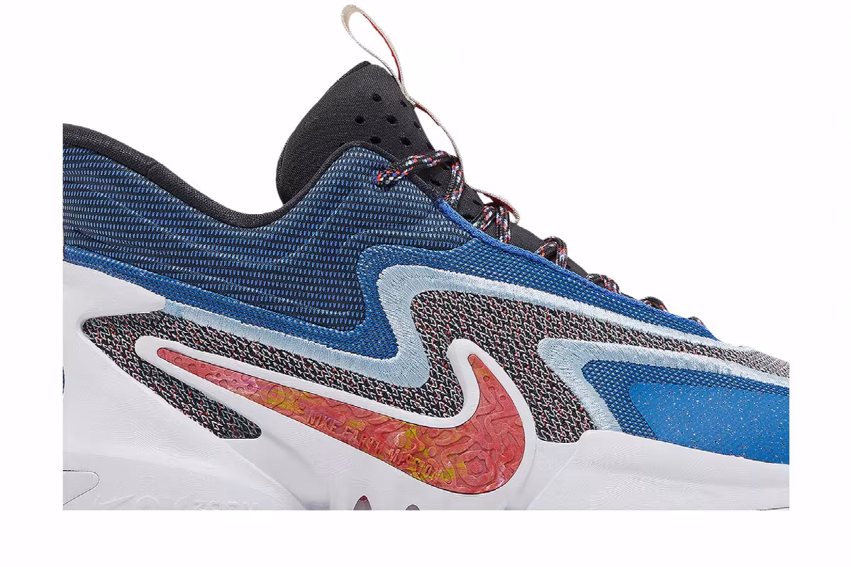 Nike Cosmic Unity 2 Better Us - Off Noir, view 3