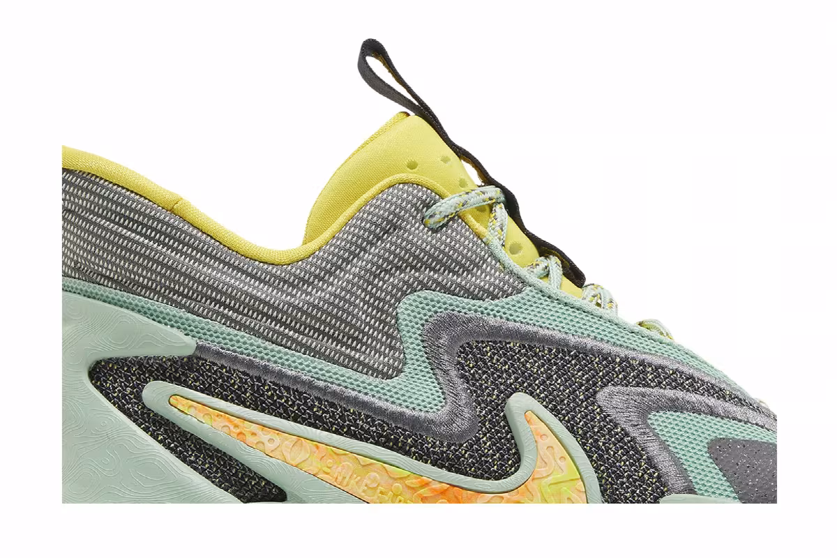 Nike Cosmic Unity 2 Enamel Green, view 3