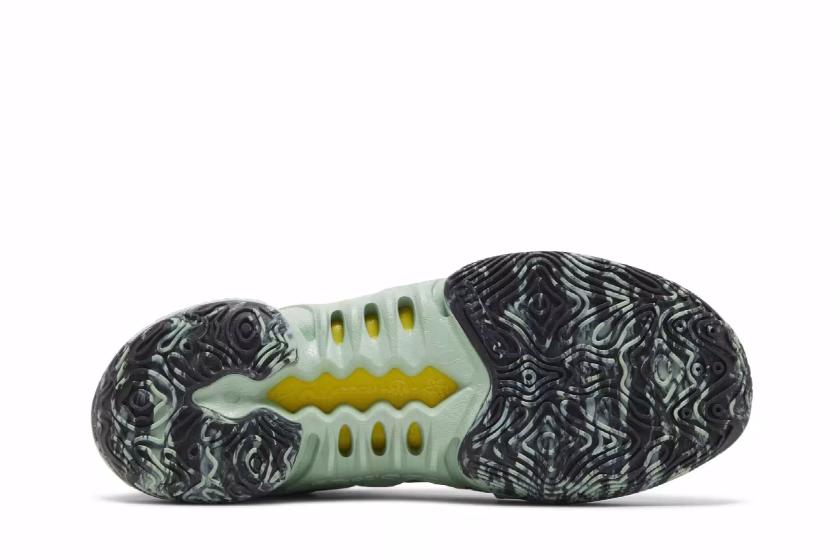 Nike Cosmic Unity 2 Enamel Green, view 5
