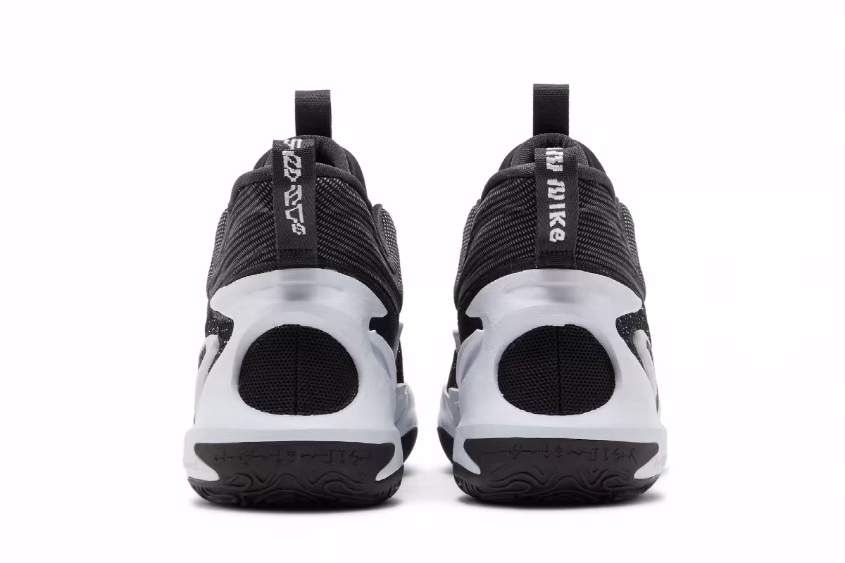 Nike Cosmic Unity 2 Black Football Grey, view 7