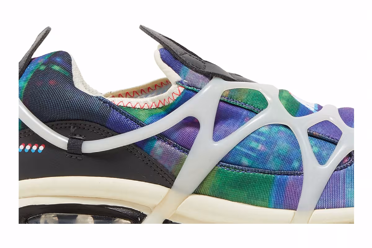 Nike Air Kukini Pixel, view 3