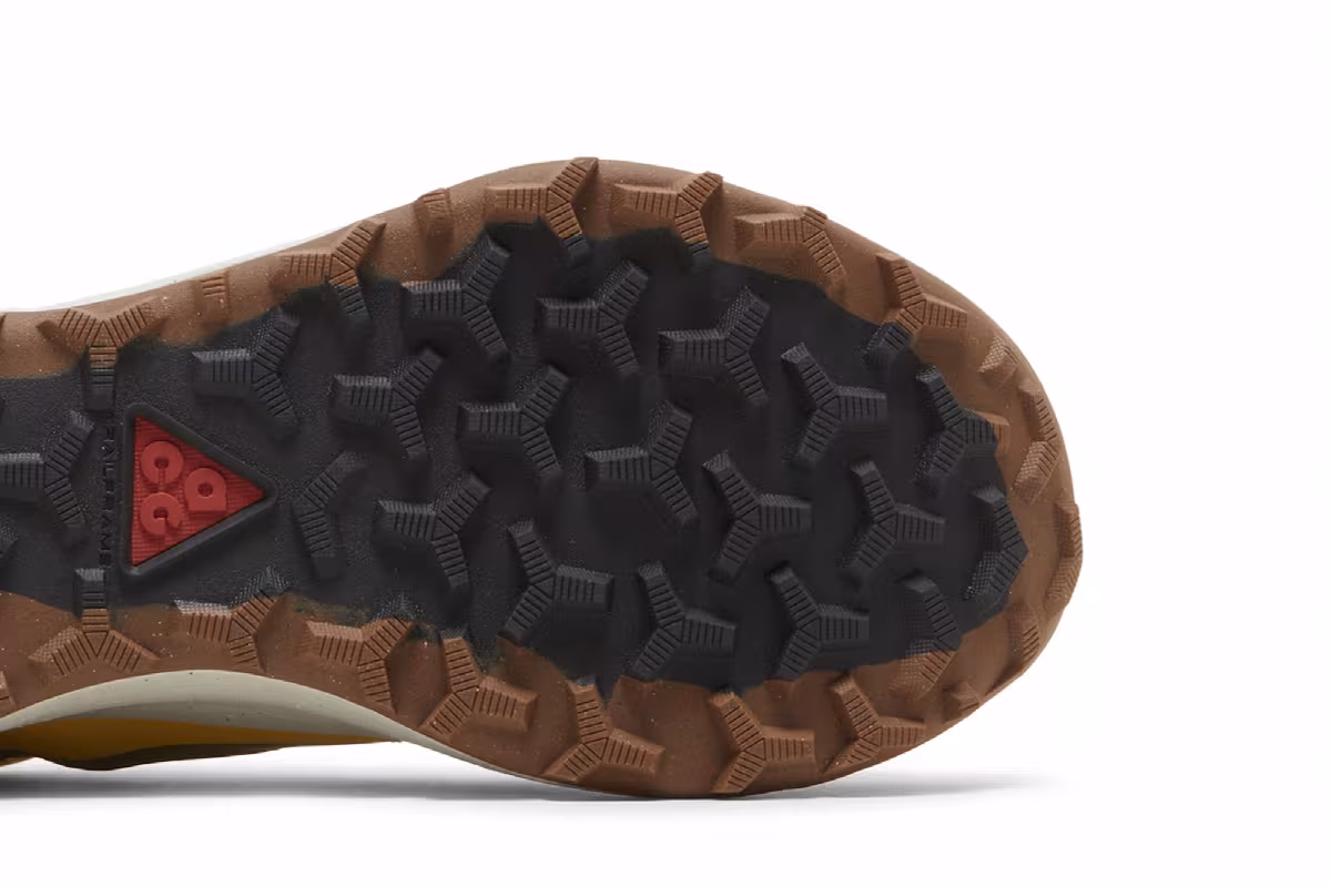 Nike ACG Lowcate Solar Flare, view 6