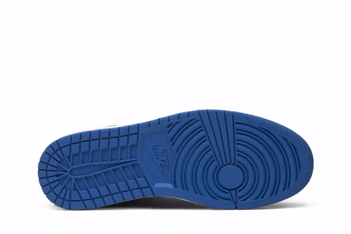 Air Jordan 1 High OG Royal 2017, view 5