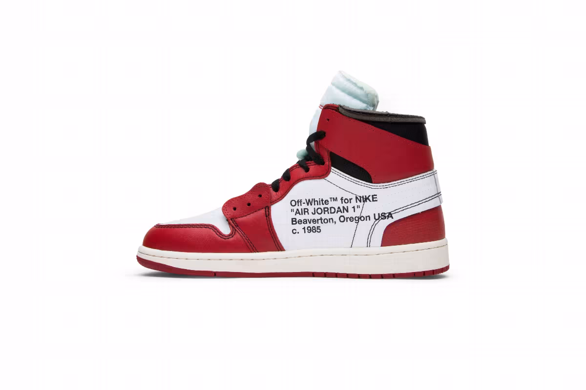 Off-White x Air Jordan 1 High OG Chicago, view 4
