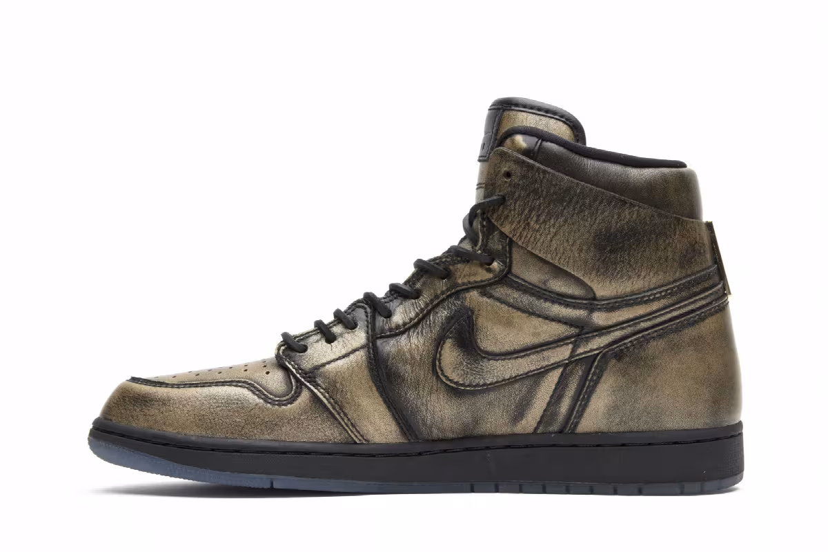 Air Jordan 1 High OG Wings, view 4