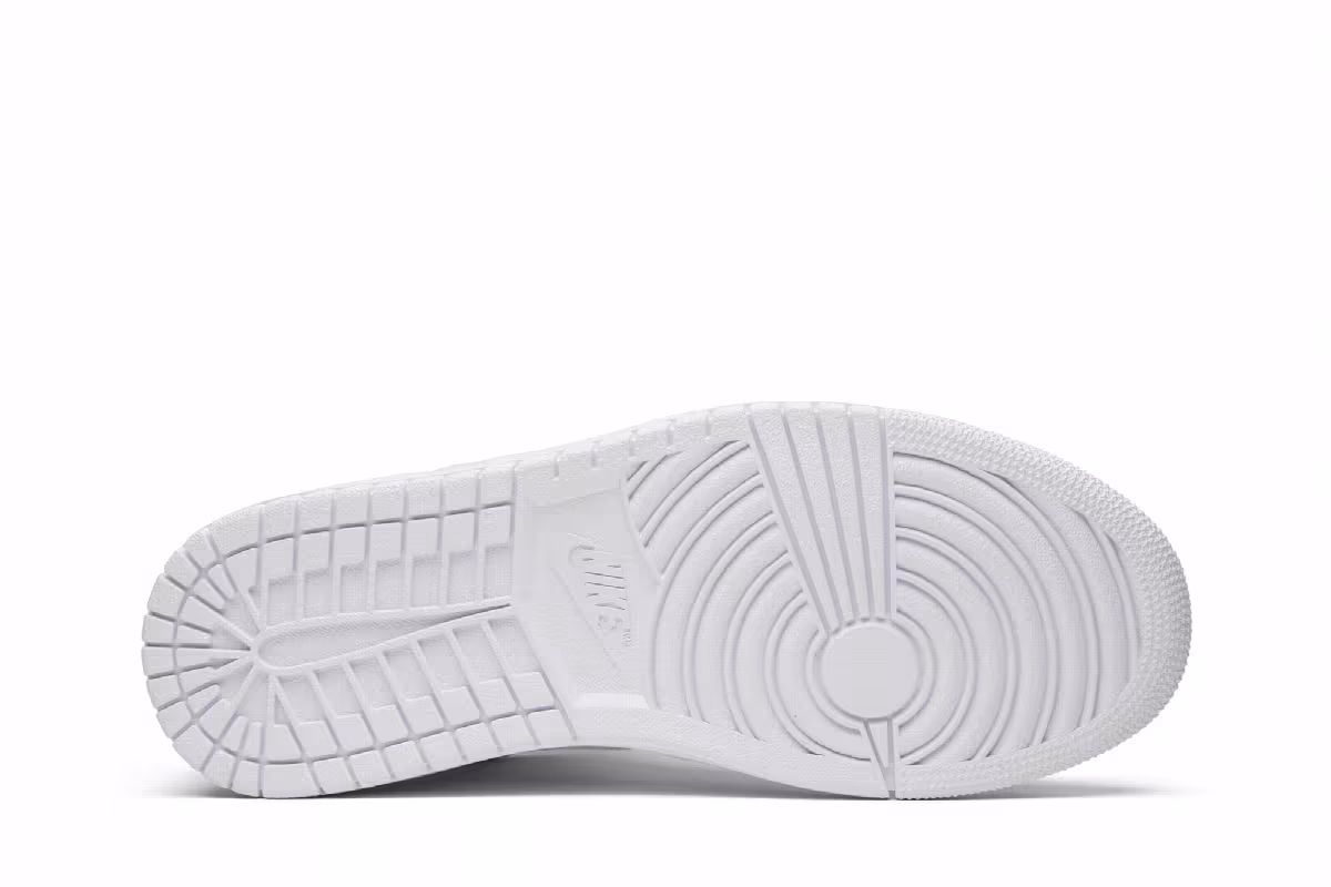 Air Jordan 1 Mid White Pure Platinum, view 5