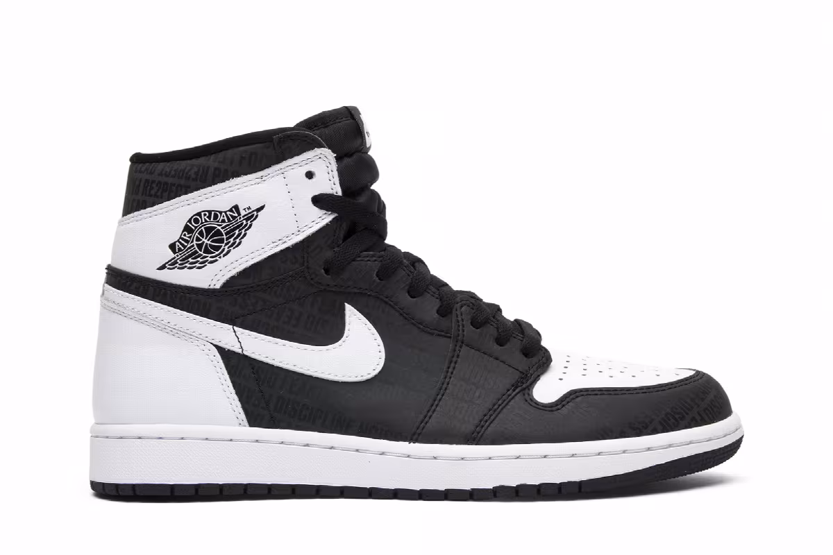 Air Jordan 1 High OG Derek Jeter, view 2