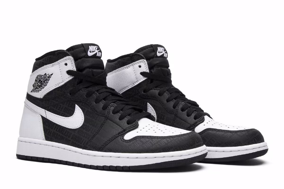 Air Jordan 1 High OG Derek Jeter, view 9
