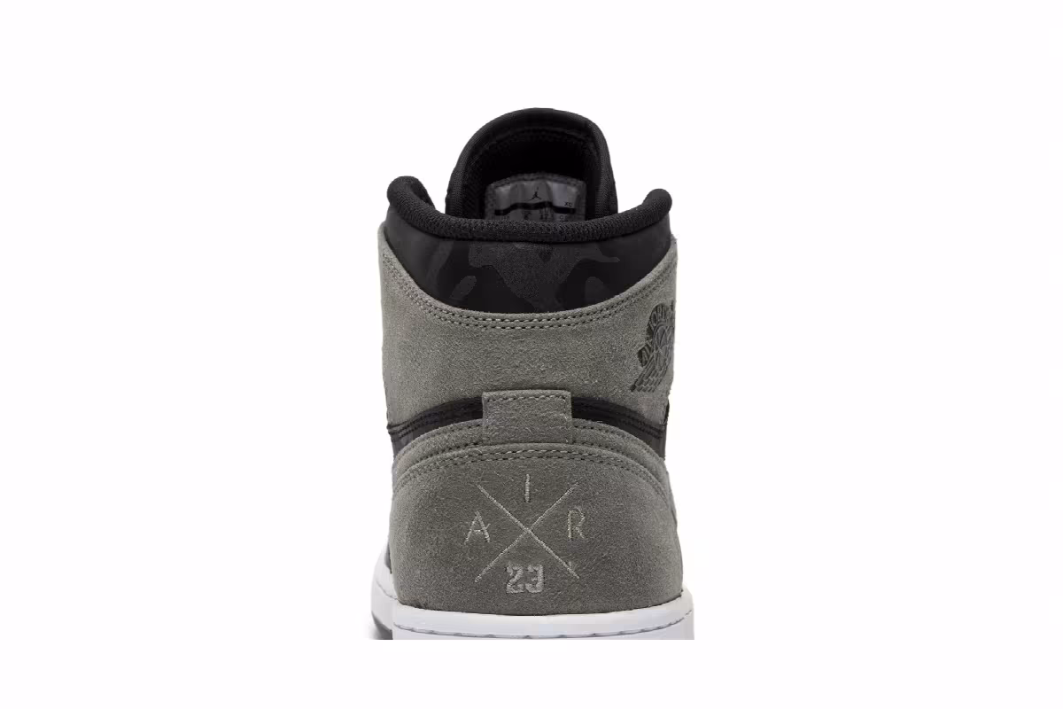 Air Jordan 1 High Premium Shadow Camo, view 8