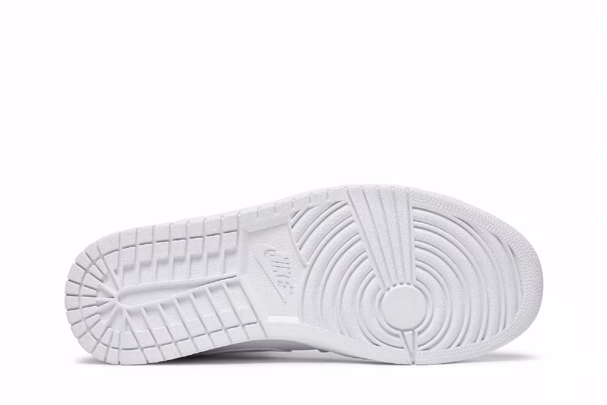 Air Jordan 1 Mid White, view 5