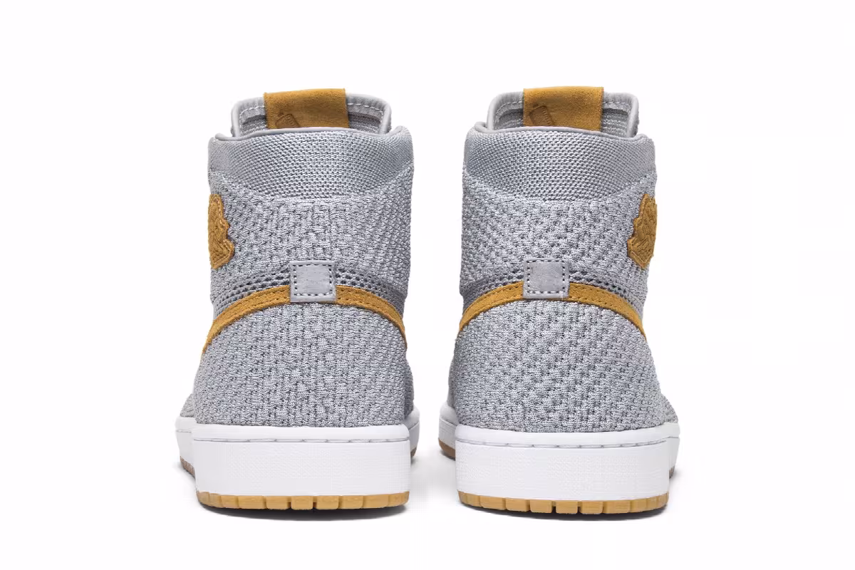 Air Jordan 1 High OG Flyknit Wolf Grey, view 7