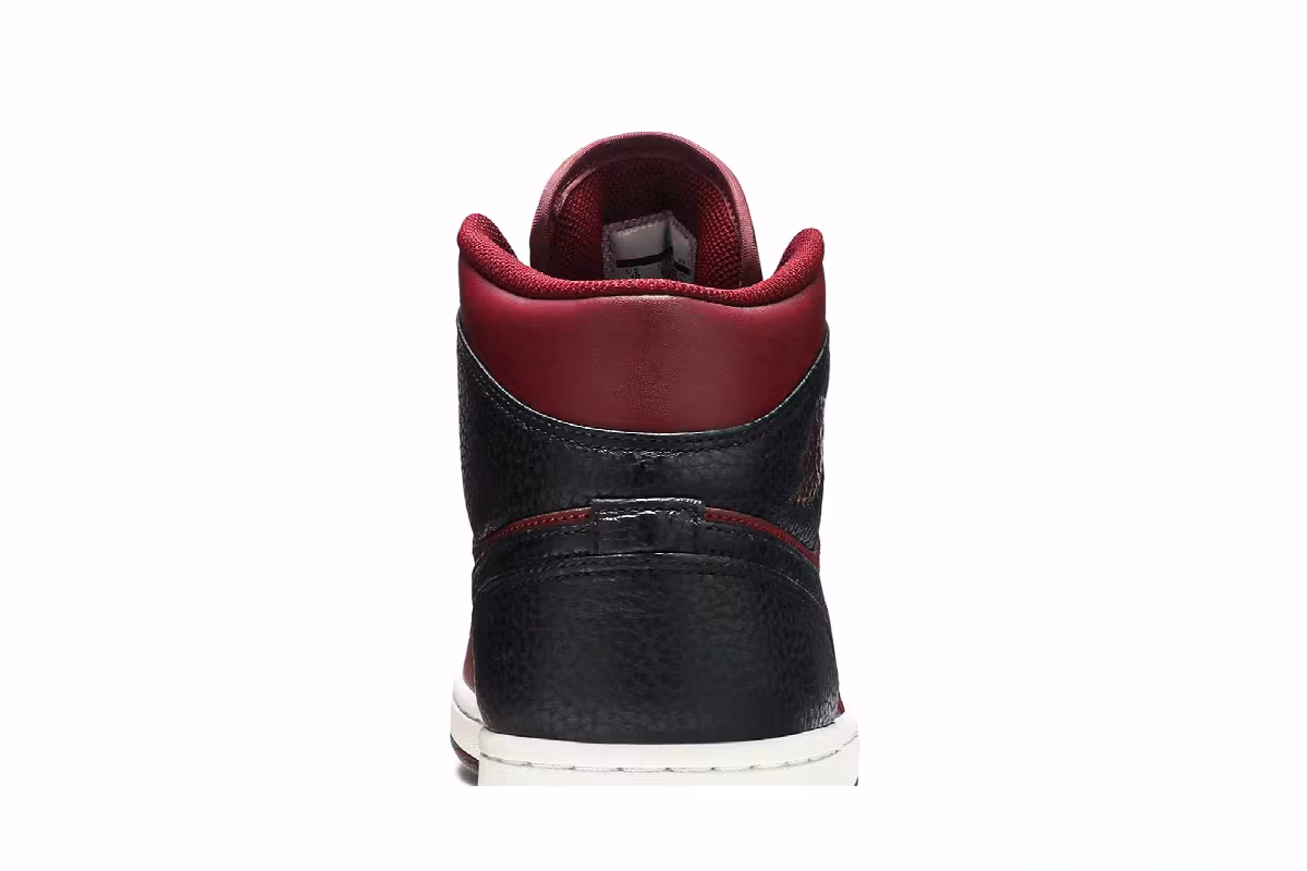 Air Jordan 1 Mid Reverse Banned, view 8