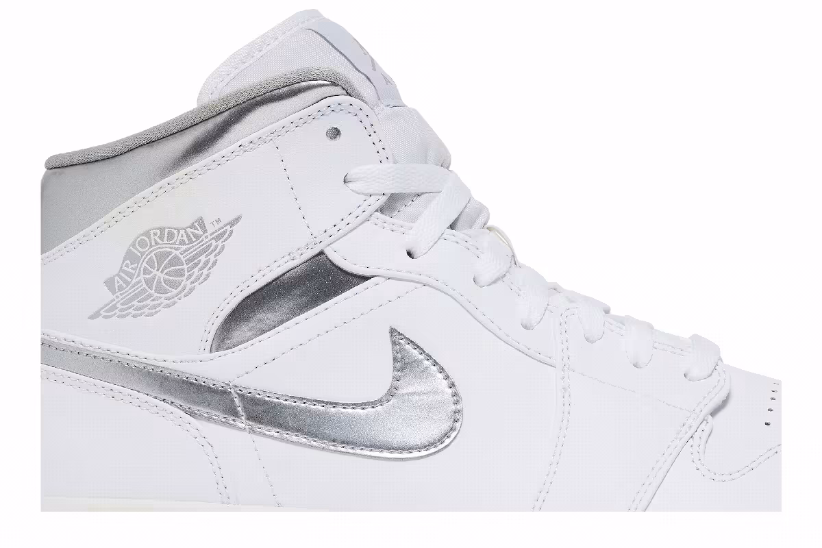 Air Jordan 1 Mid Pure Money, view 3