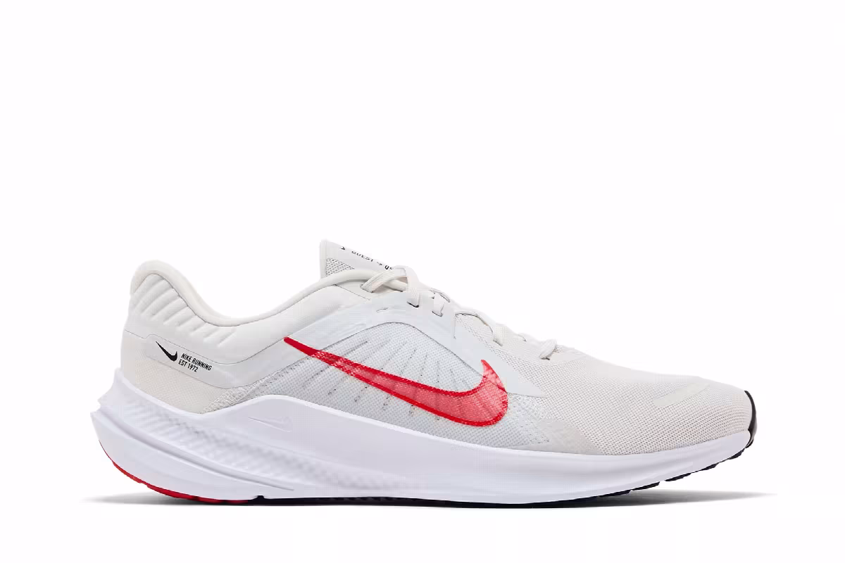 Nike Quest 5 Platinum Tint Light Crimson, view 2