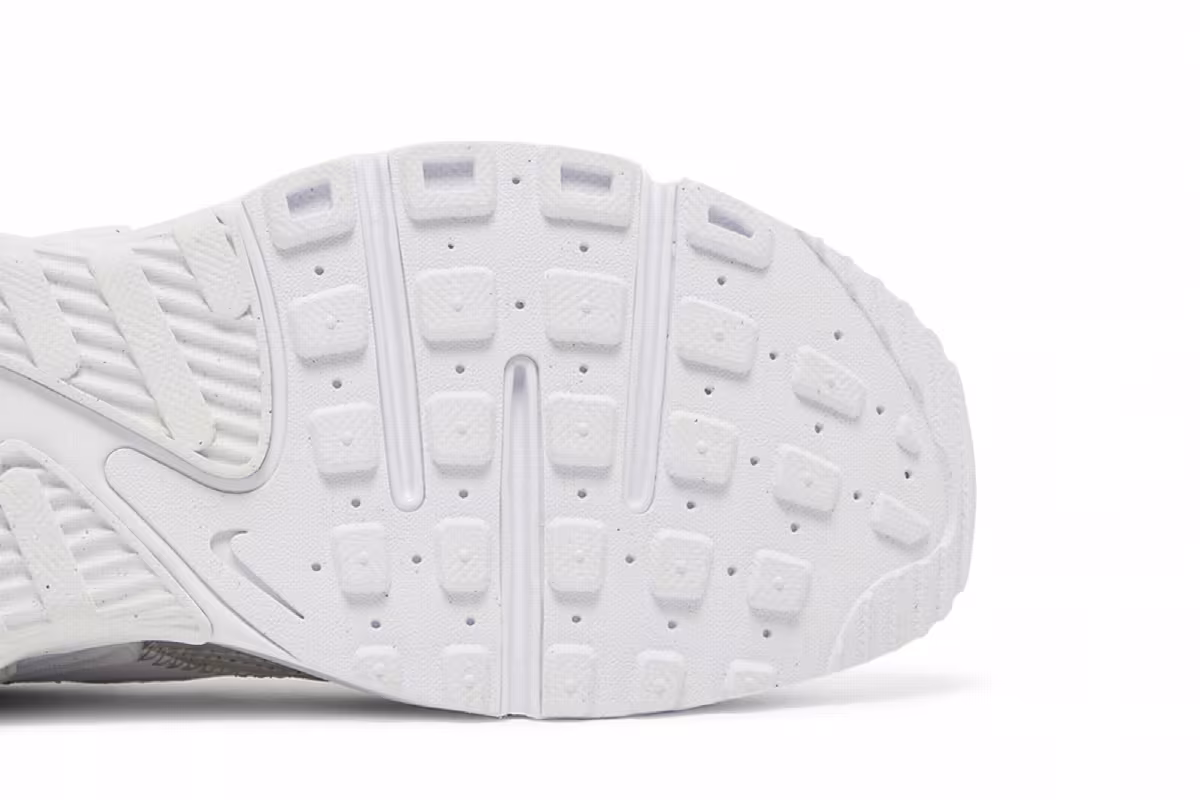 Nike Women's Air Max Excee White Metallic Platinum, view 6