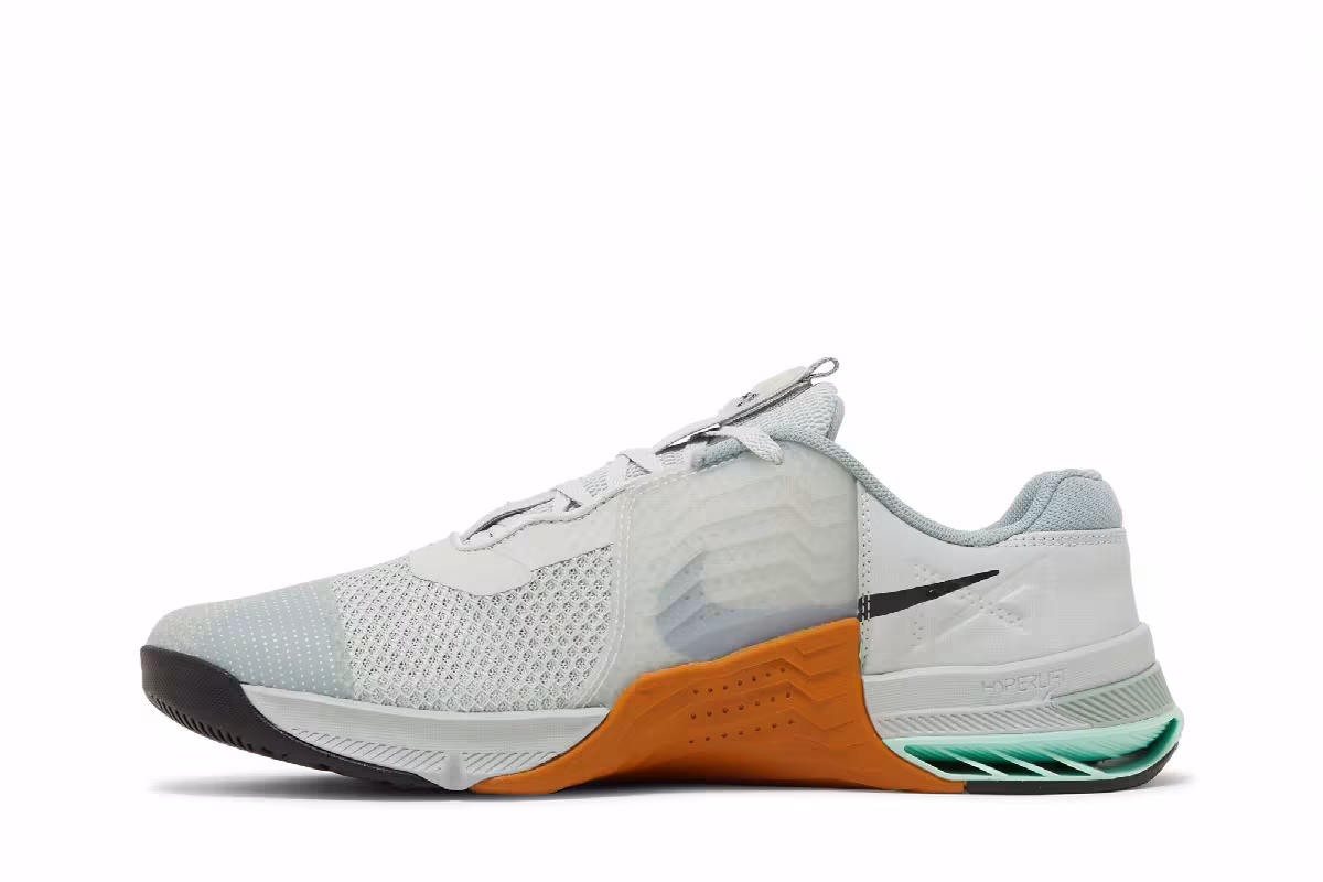 Nike Metcon 7 Light Silver Desert Ochre, view 4