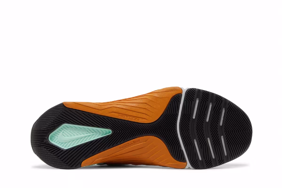 Nike Metcon 7 Light Silver Desert Ochre, view 5
