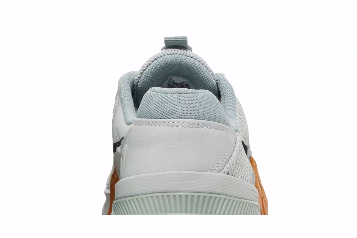 Nike Metcon 7 Light Silver Desert Ochre, view 8