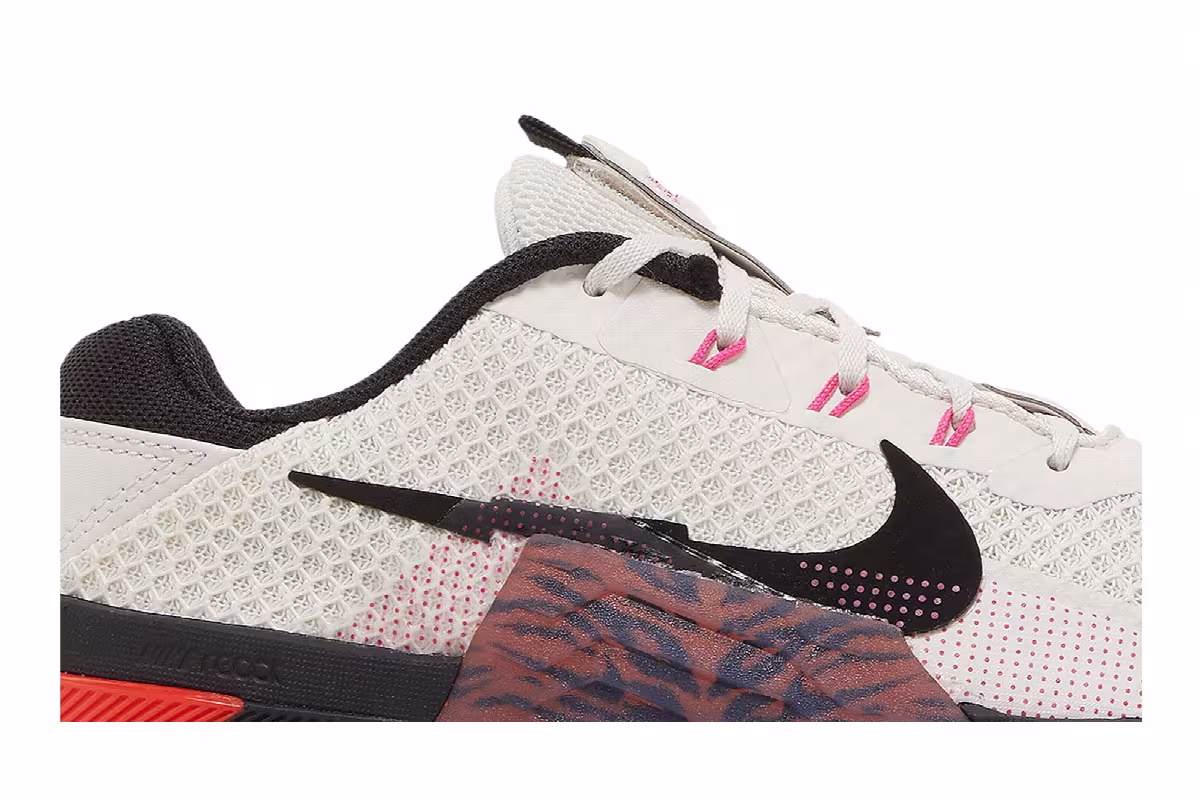 Nike Women's Metcon 7 Phantom Anthracite, view 3
