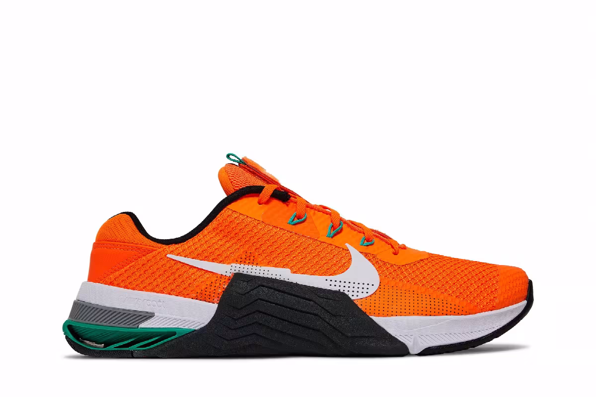Nike Metcon 7 Total Orange Clear Emerald, view 2