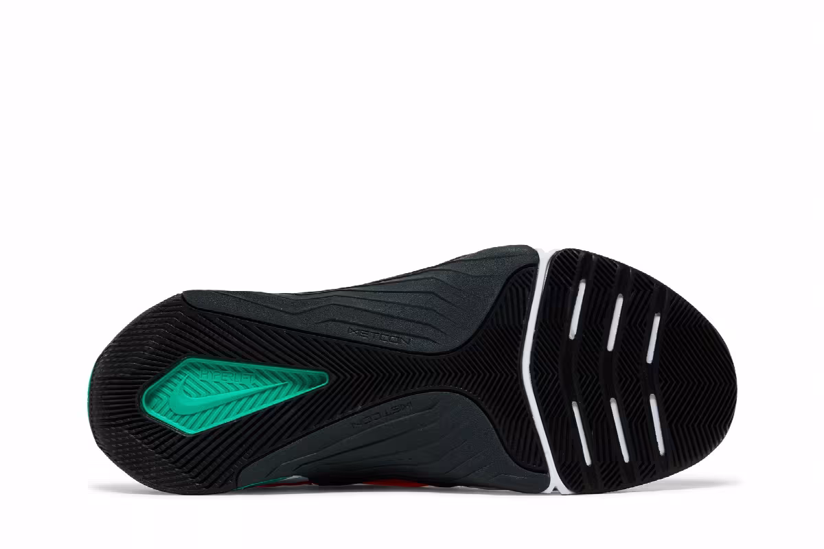 Nike Metcon 7 FlyEase Total Orange Clear Emerald, view 5