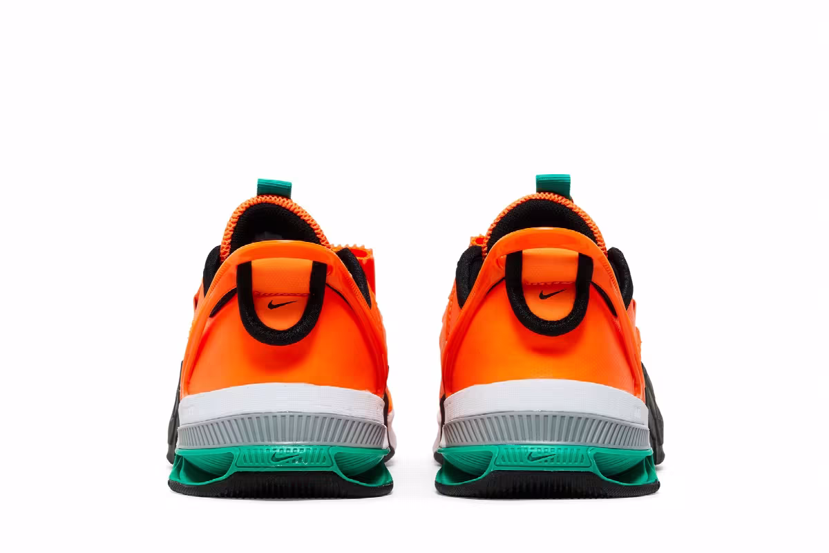 Nike Metcon 7 FlyEase Total Orange Clear Emerald, view 7